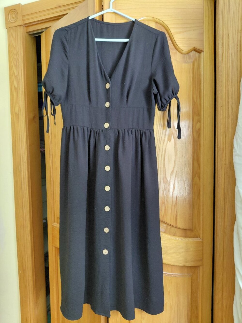 Black midi dress